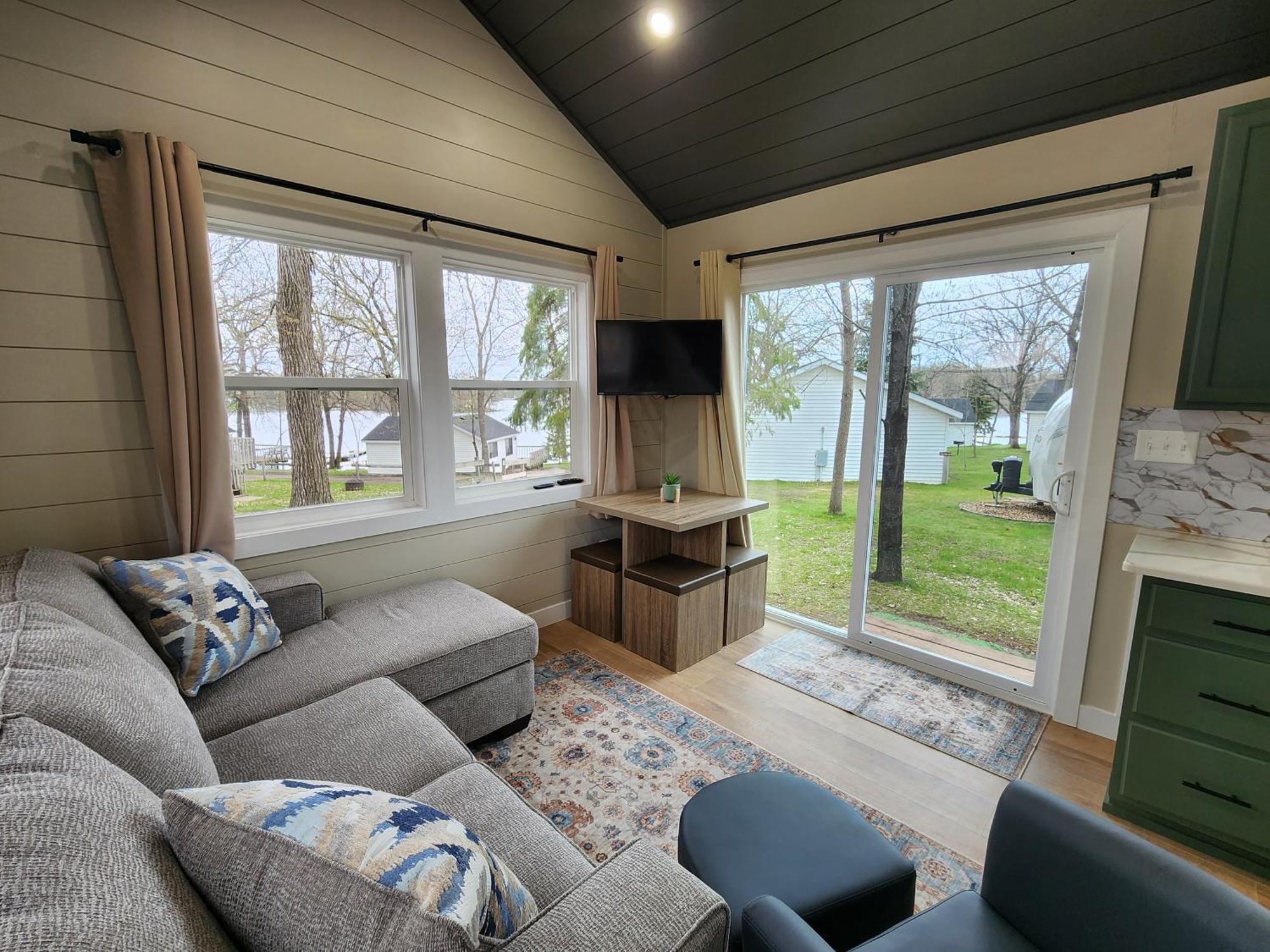 Richmond Riverside Resort מראה חיצוני תמונה